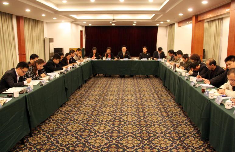 2013年2月17日集團(tuán)召開(kāi)廠長(zhǎng)、總經(jīng)理工作交流會(huì)